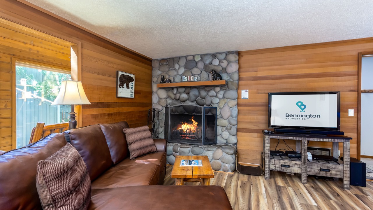 Photo of Livingroom in Sunriver