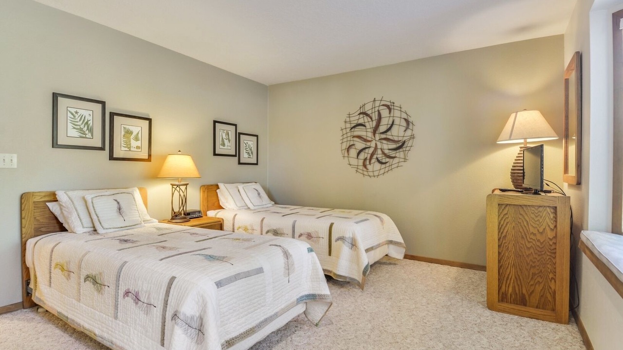 Photo of Bedroom in Sunriver