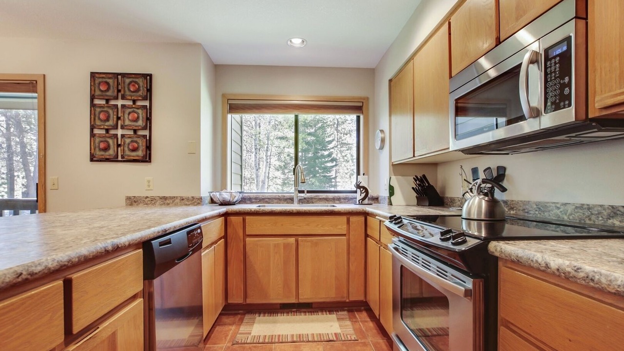 Photo of Kitchen in Sunriver