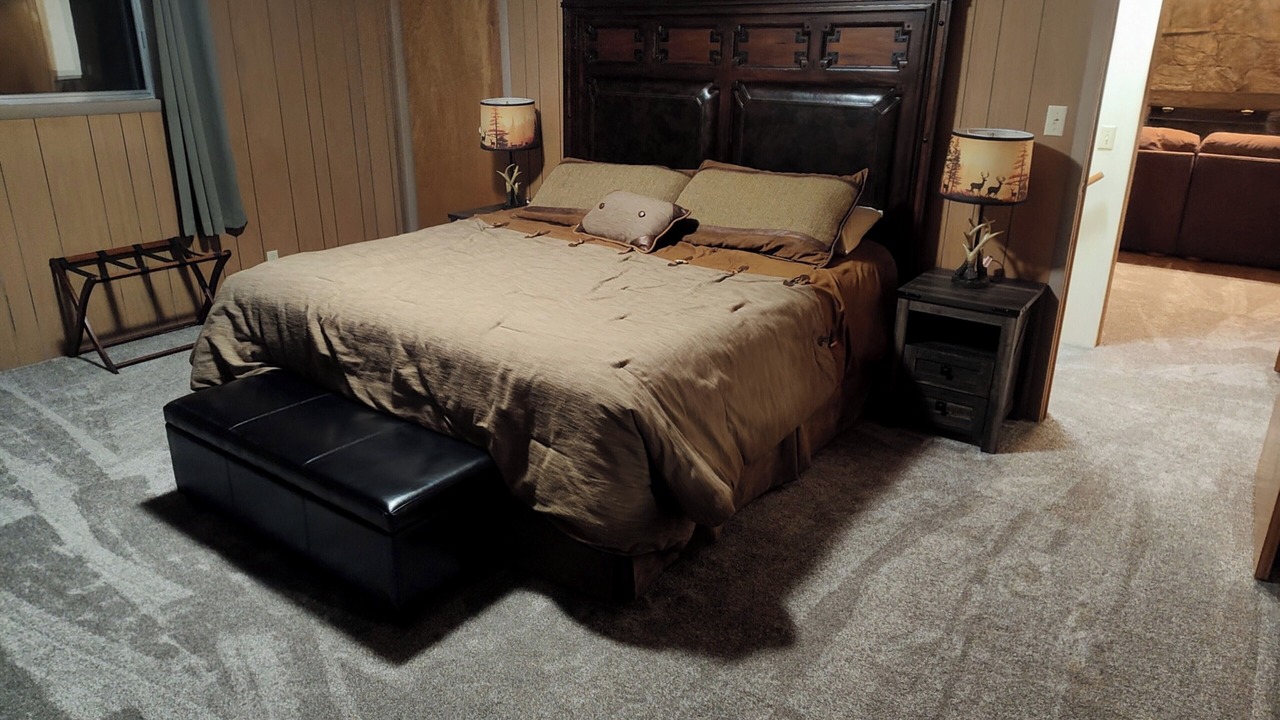 Photo of Bedroom in Island Park