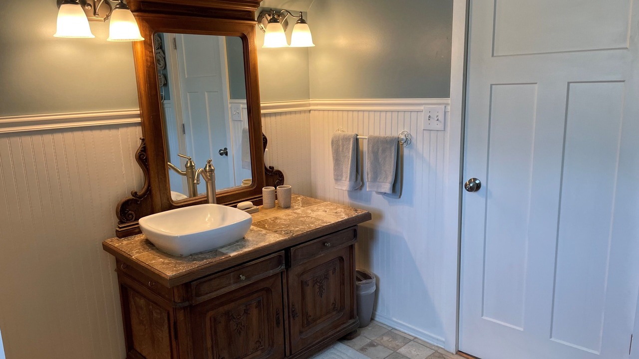 Photo of Bathroom in North End