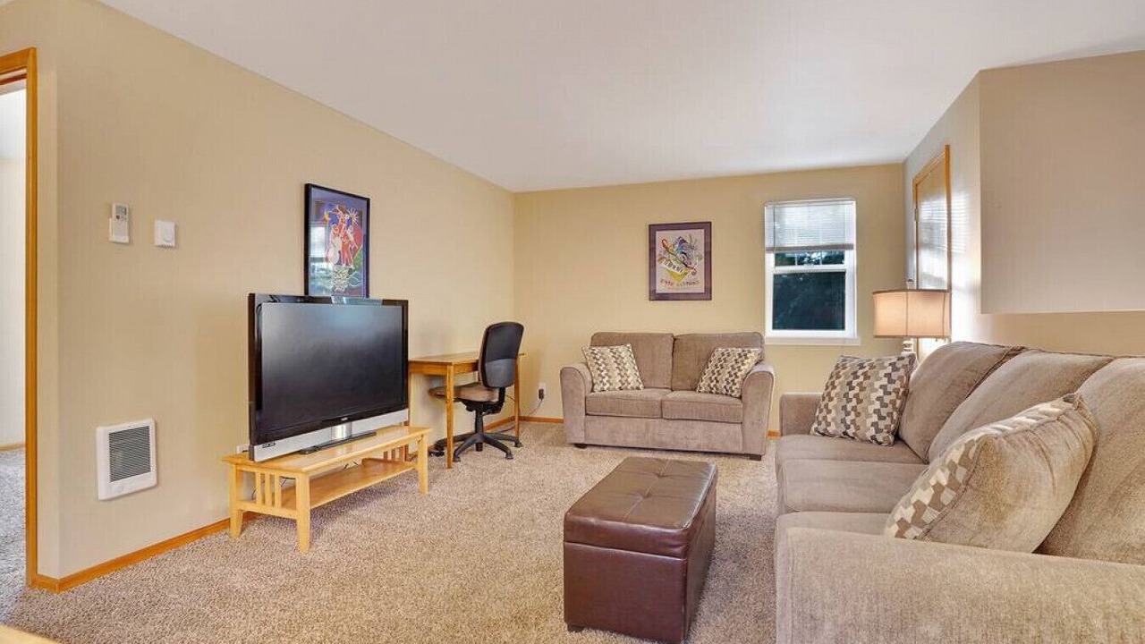 Photo of Livingroom in Albany