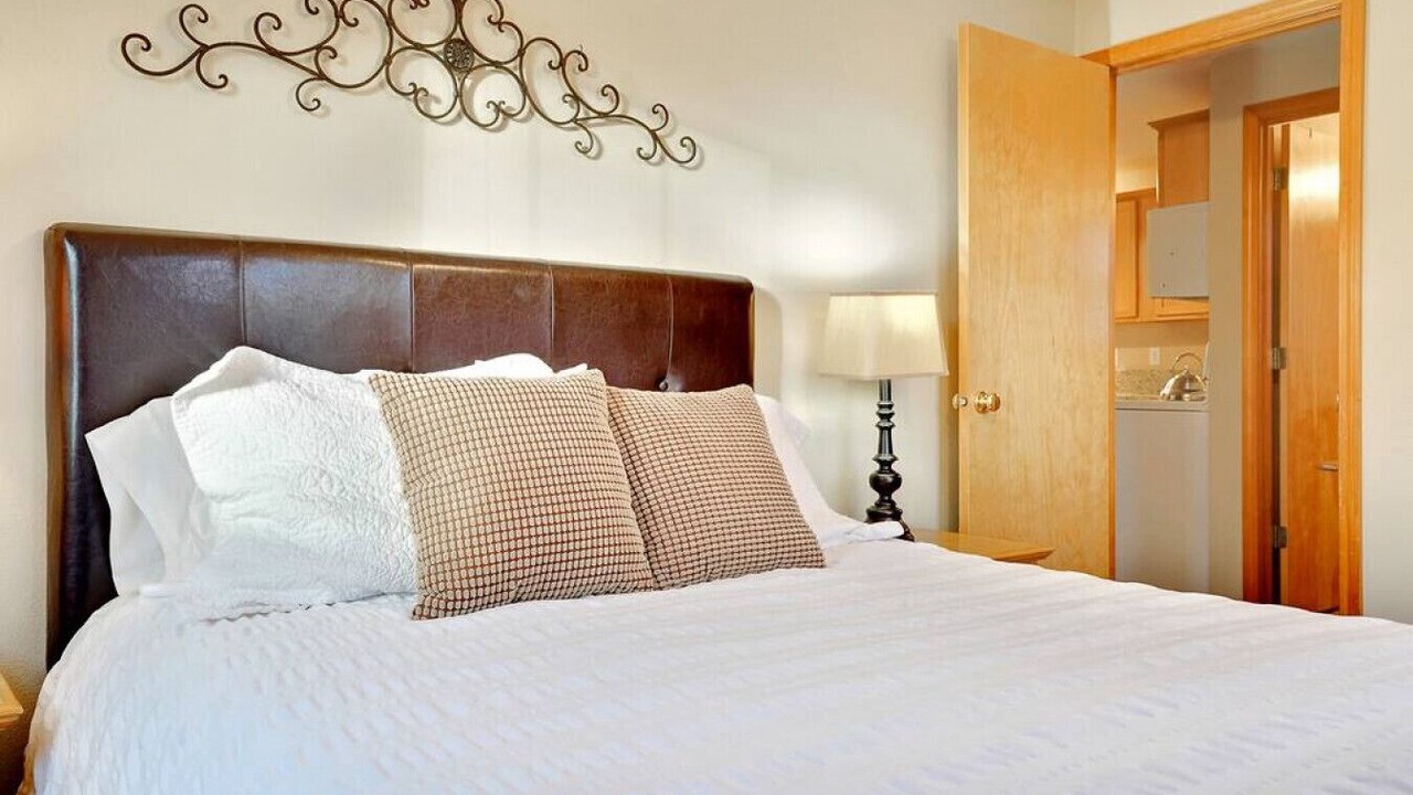 Photo of Bedroom in Albany