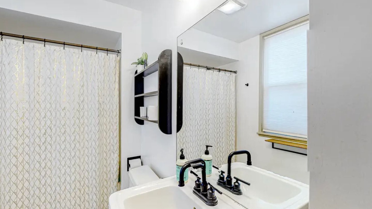 Photo of Bathroom in Manito
