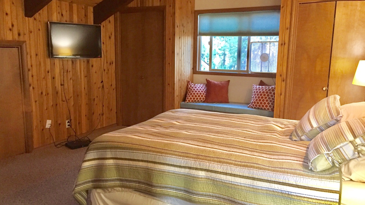 Photo of Bedroom in Sunriver