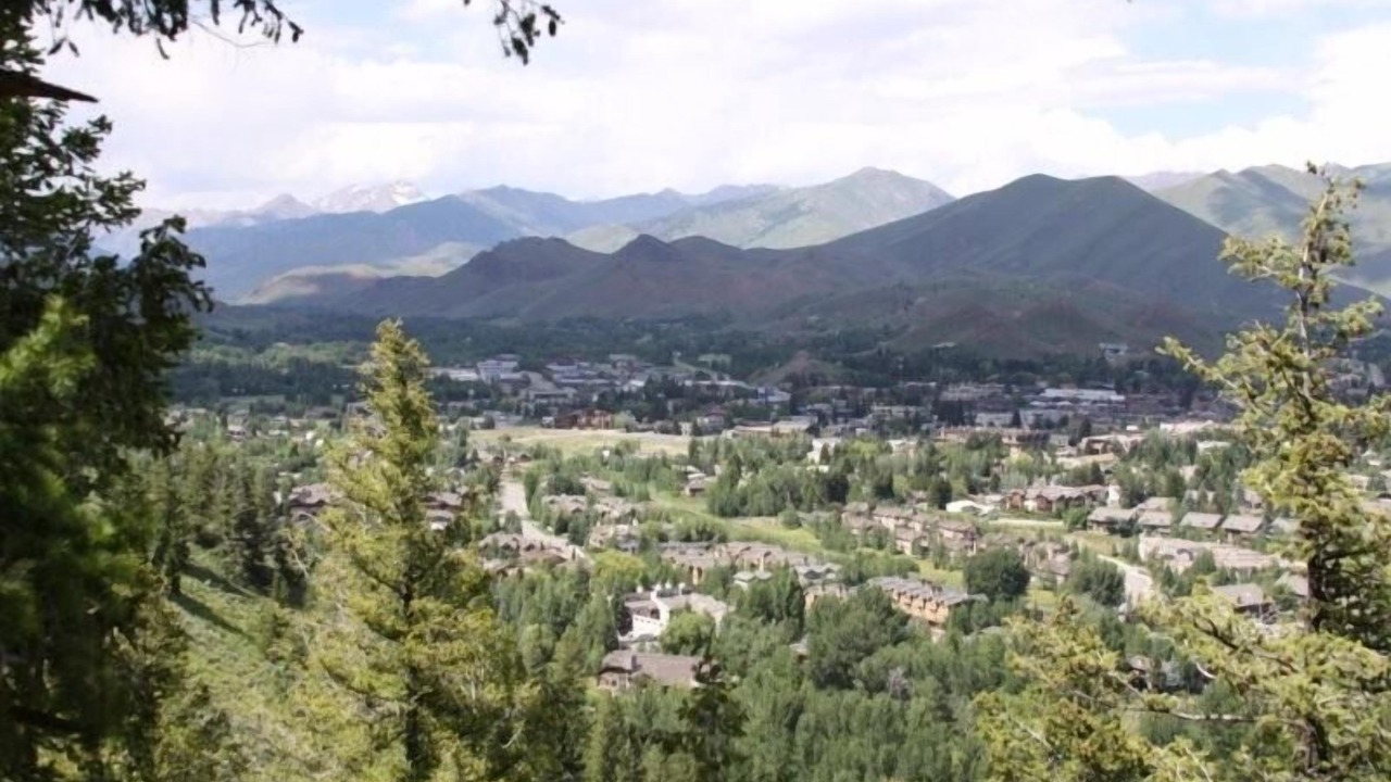 Photo of Others in Elkhorn Village