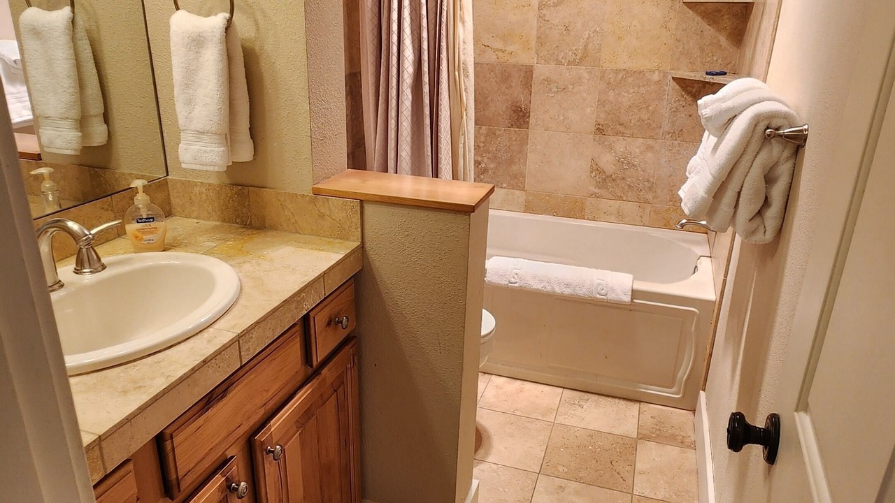 Photo of Bathroom in Elkhorn Village