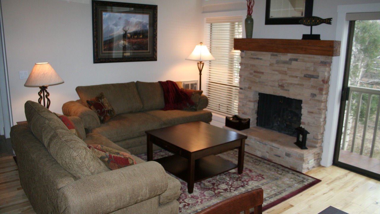 Photo of Livingroom in Elkhorn Village