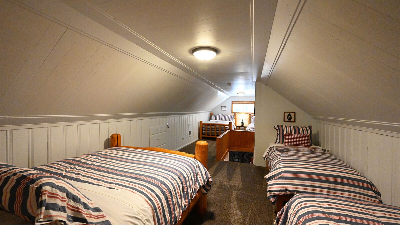 Photo of Bedroom in Island Park
