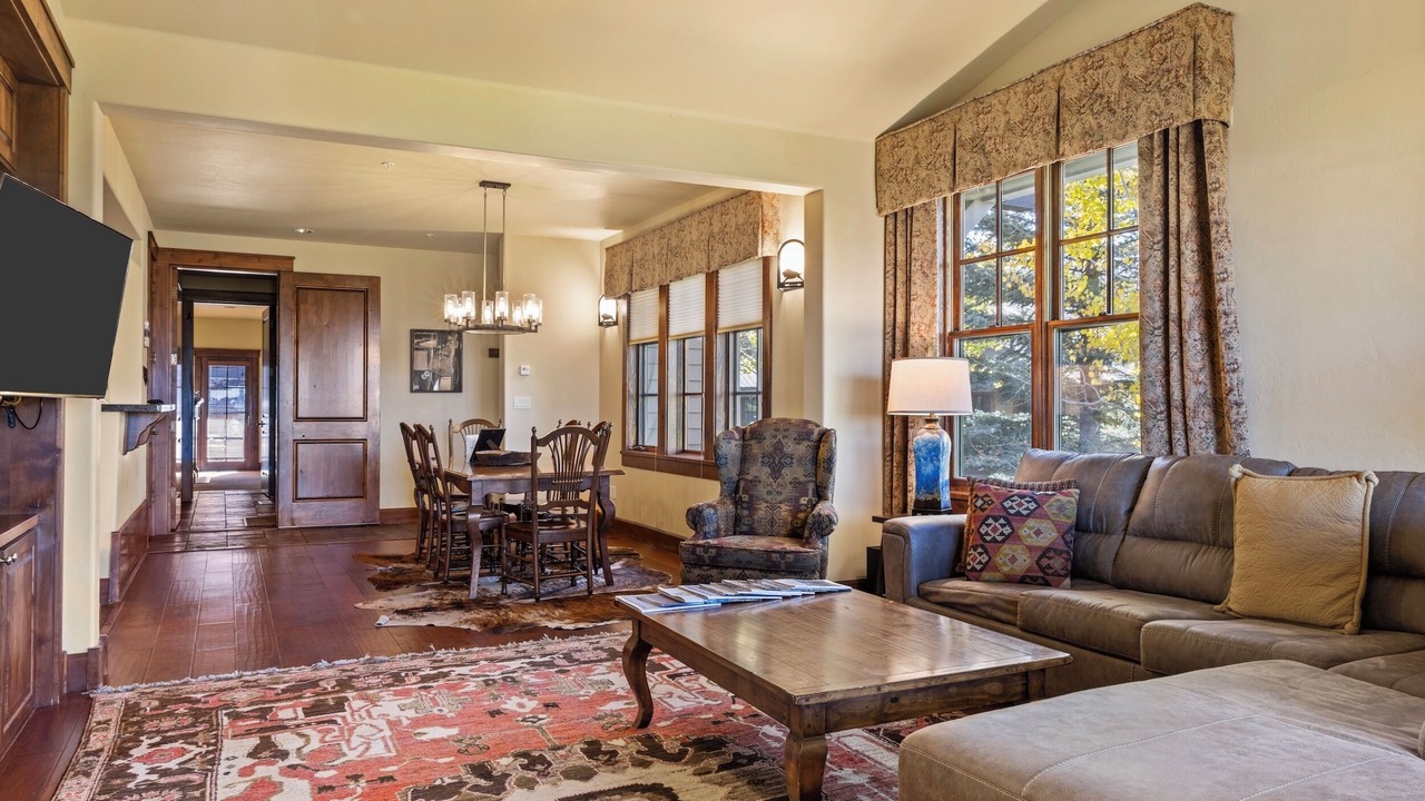 Photo of Livingroom in Jackson