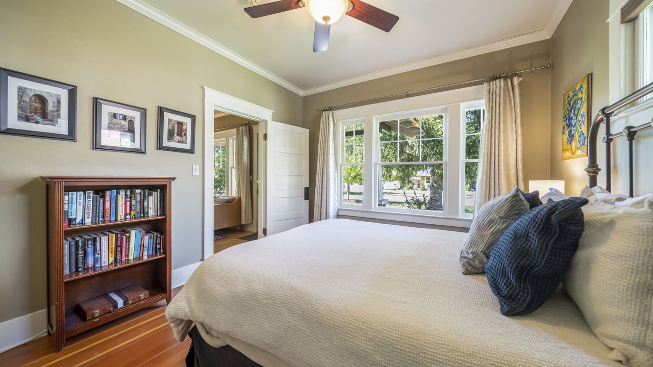 Photo of Bedroom in Old Bend