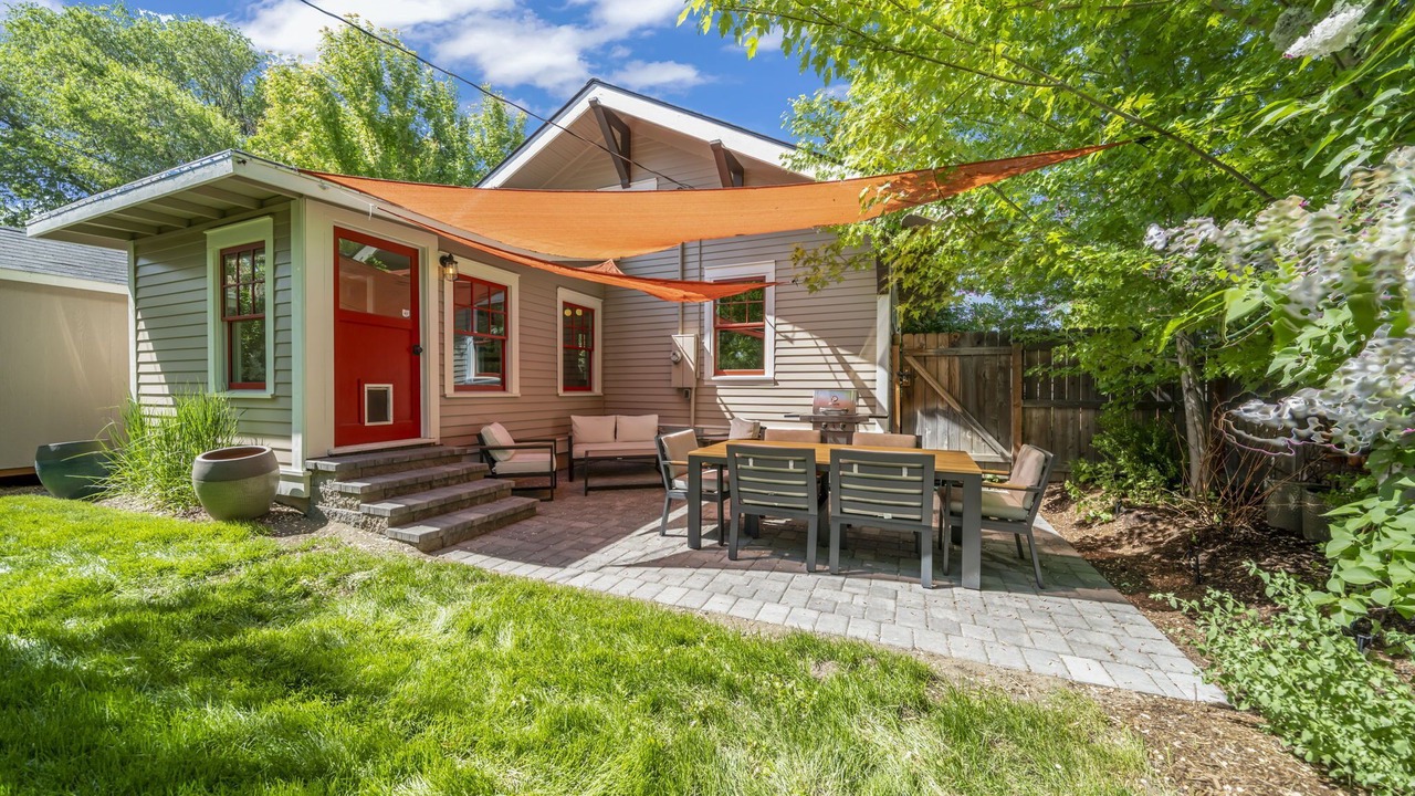 Photo of Outdoor in Old Bend