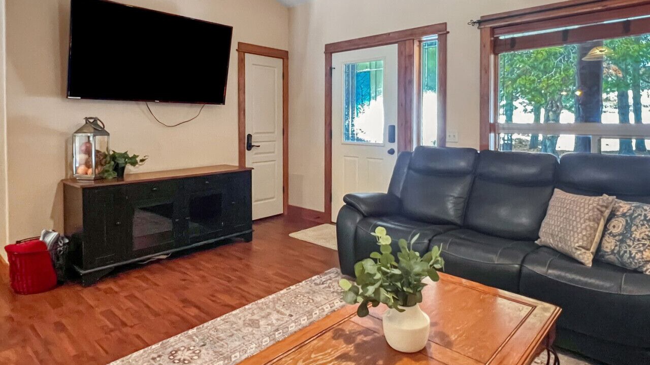 Photo of Livingroom in McCall