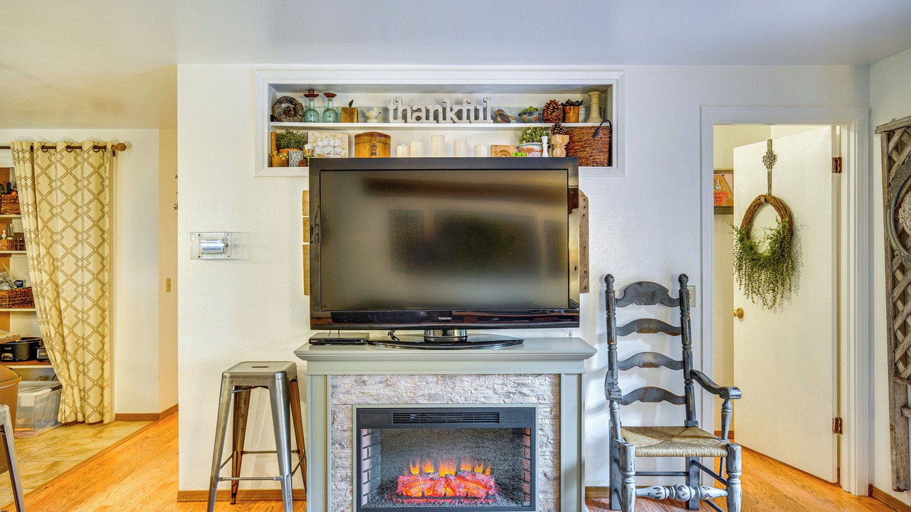 Photo of Bedroom in Anderson Island