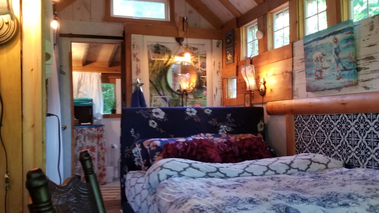 Photo of Bedroom in Point Roberts