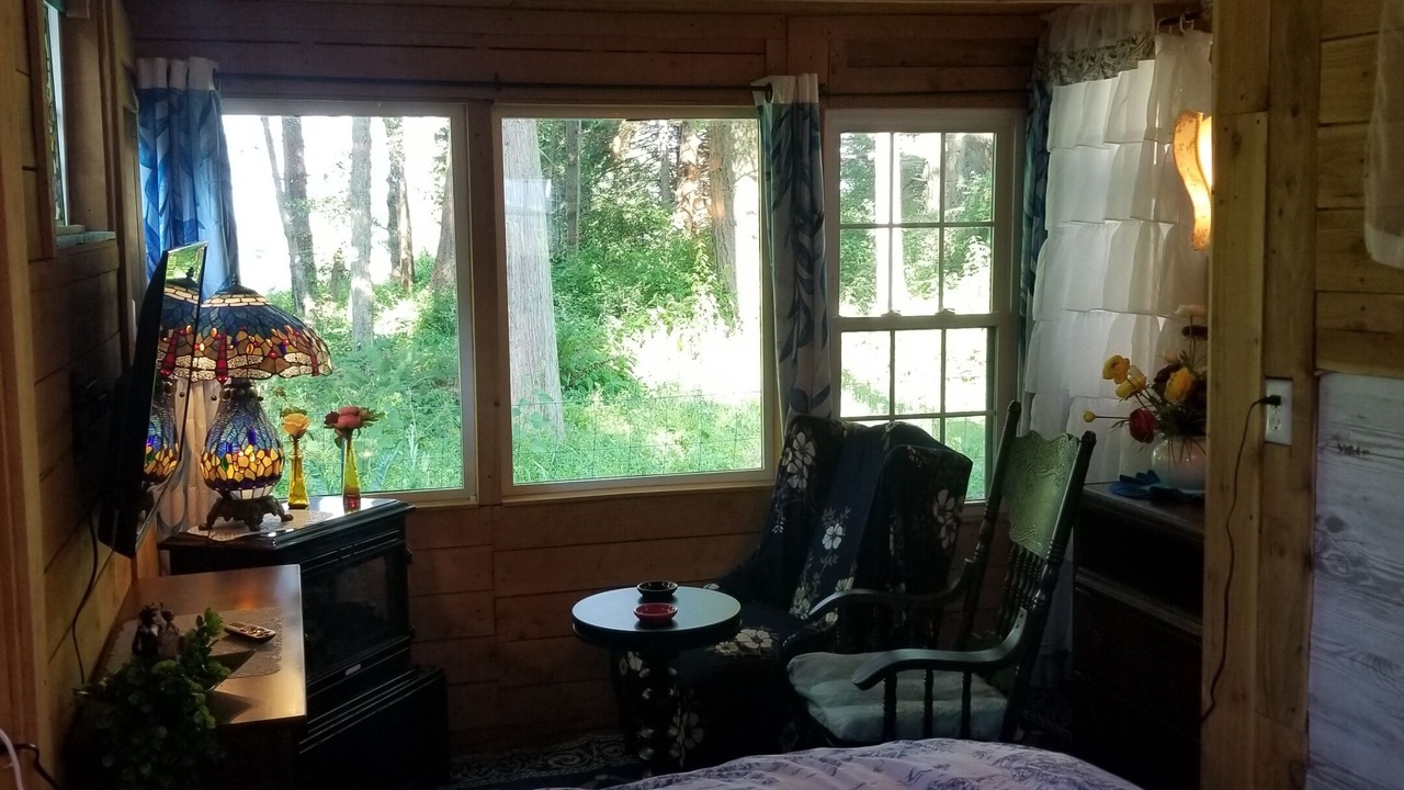 Photo of Bedroom in Point Roberts