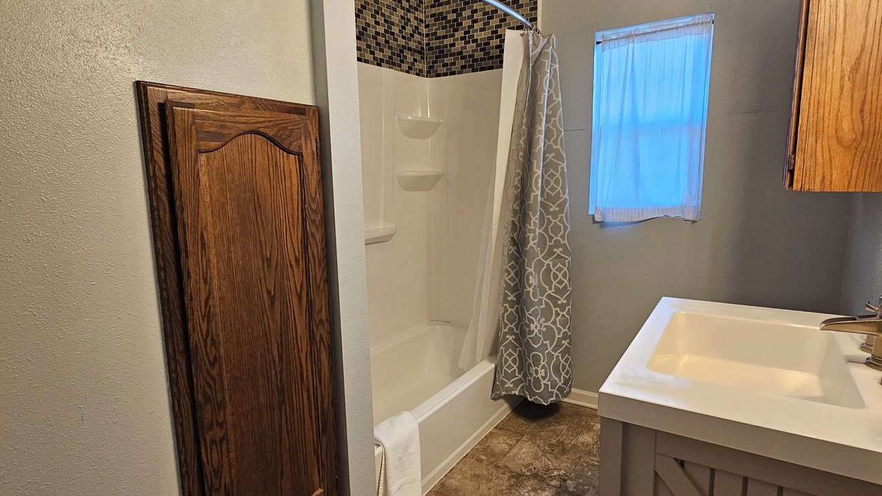 Photo of Bathroom in Albion