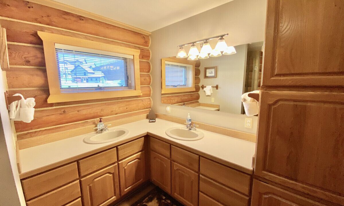 Photo of Bathroom in Big Sky