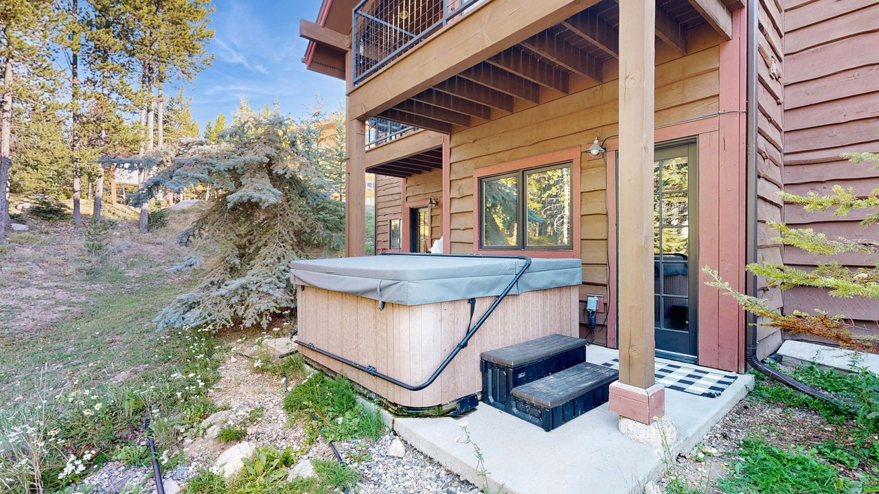 Photo of Patio Balcony in Big Sky