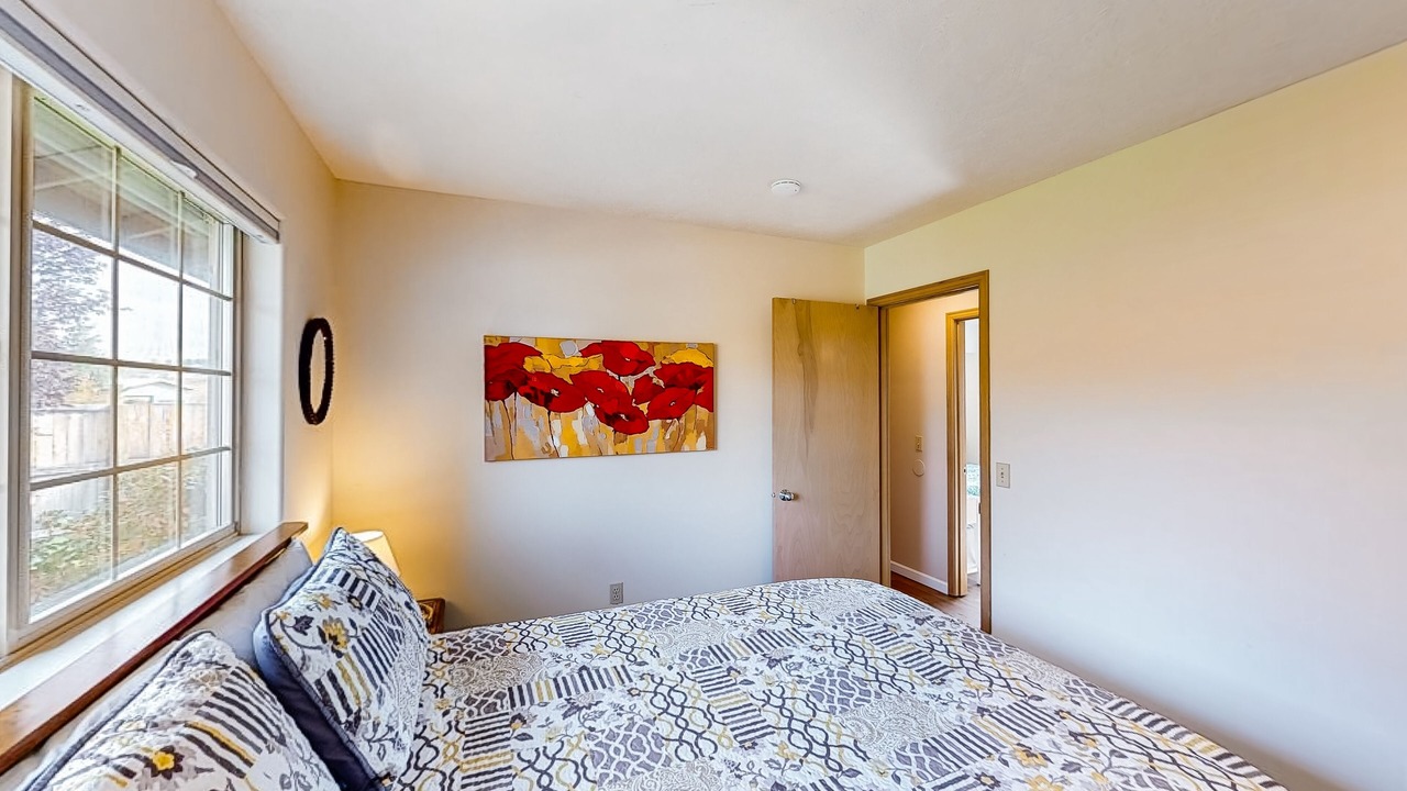 Photo of Bedroom in Manson