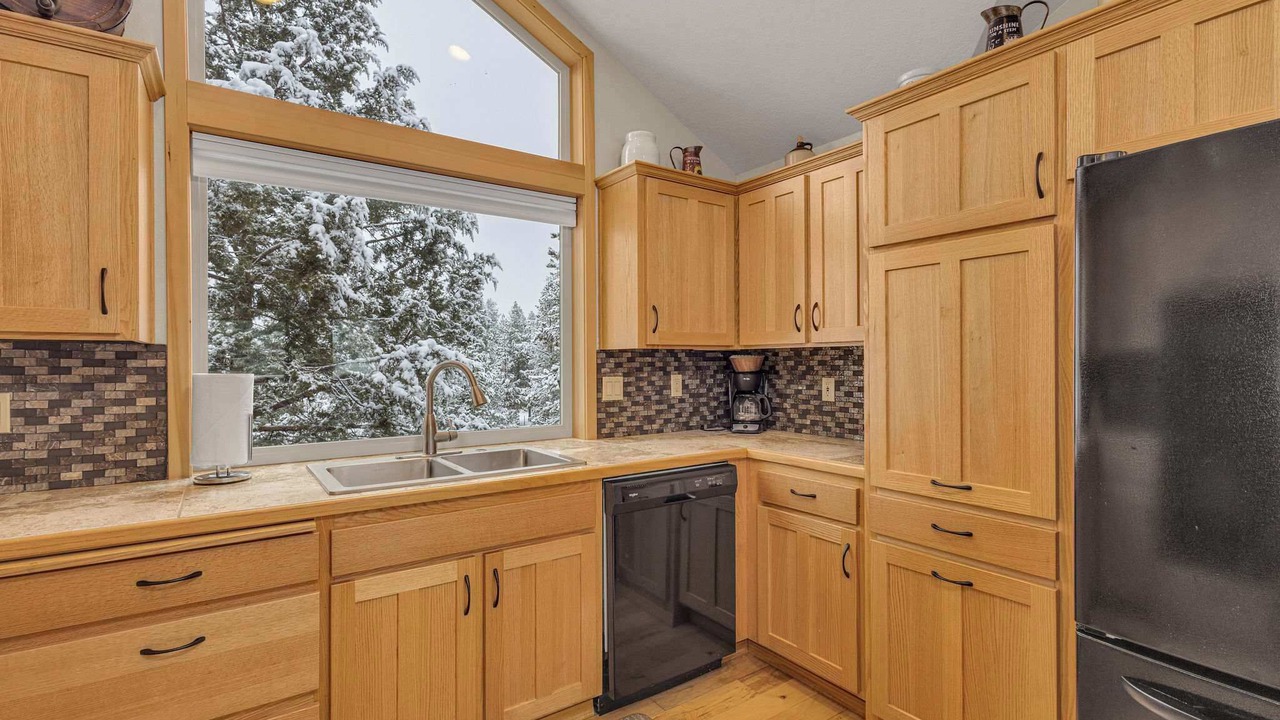 Photo of Kitchen in Sunriver