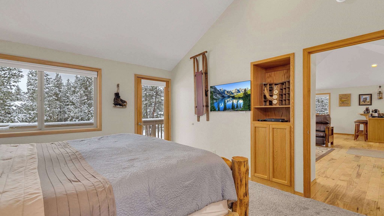 Photo of Bedroom in Sunriver