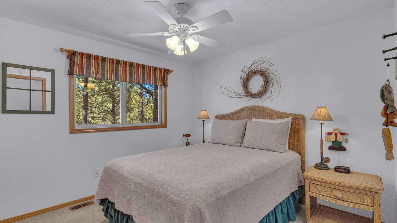 Photo of Bedroom in Sunriver