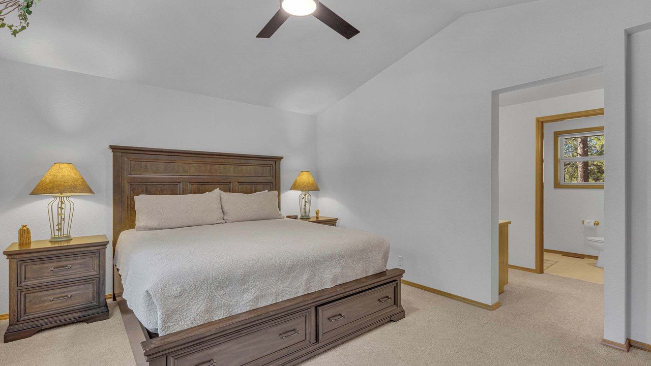 Photo of Bedroom in Sunriver