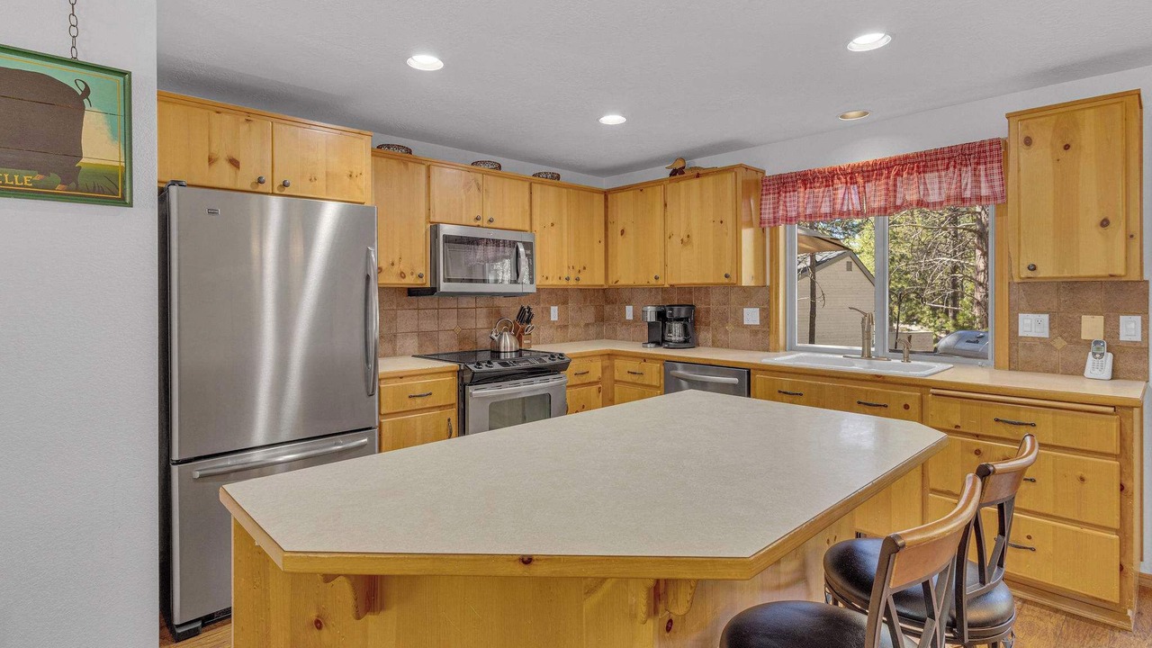 Photo of Kitchen in Sunriver