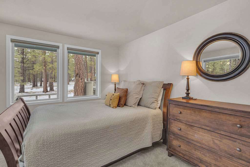 Photo of Bedroom in Sunriver