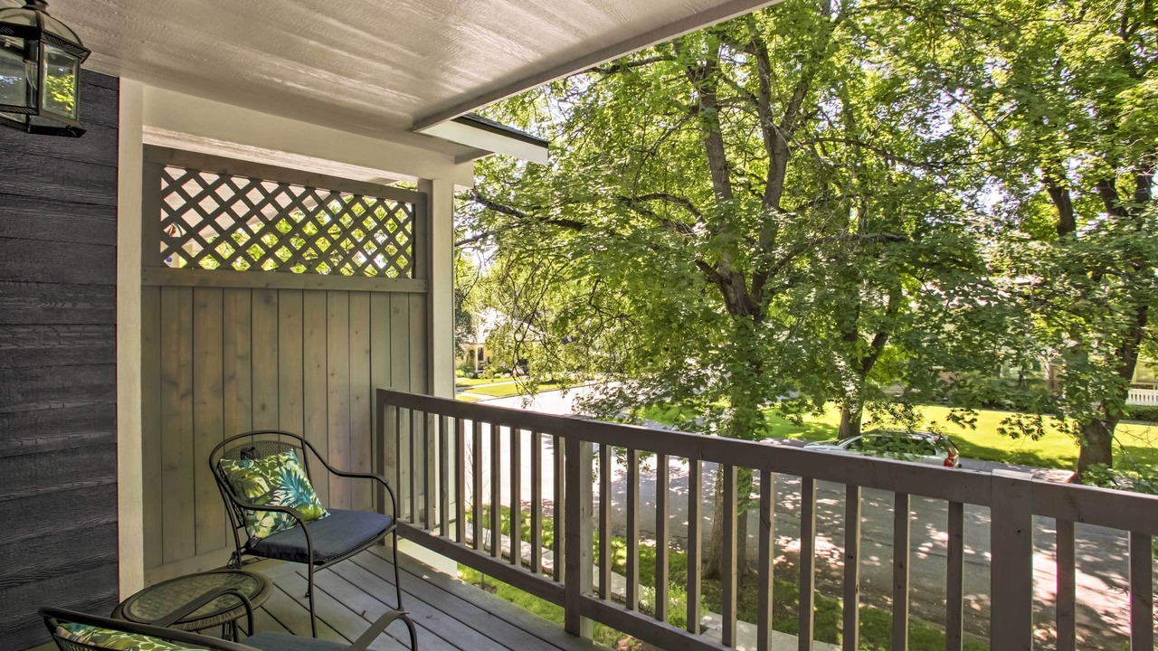 Photo of Patio Balcony in Garden District