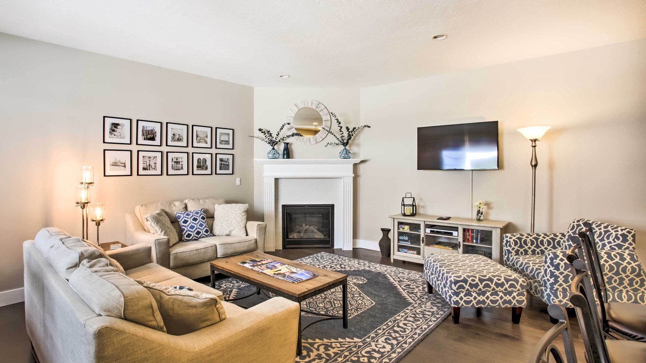 Photo of Livingroom in Garden District