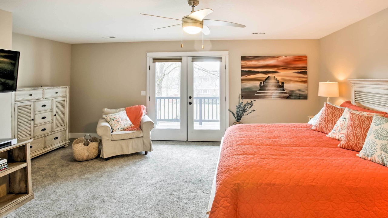 Photo of Bedroom in Garden District
