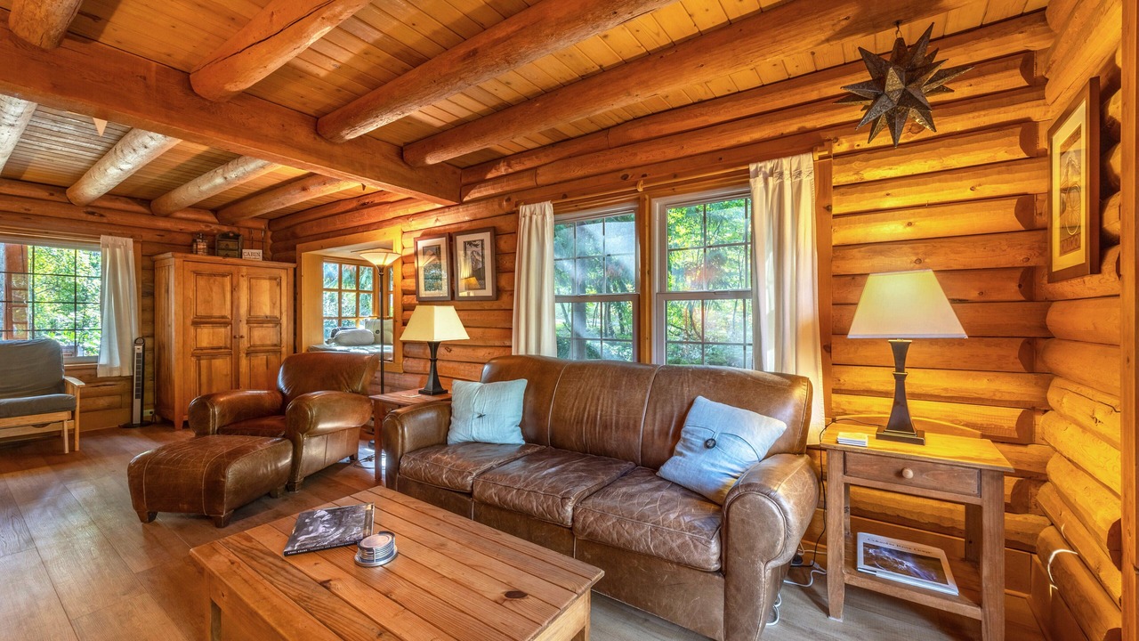Photo of Livingroom in Hood River