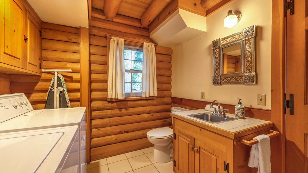 Photo of Bathroom in Hood River