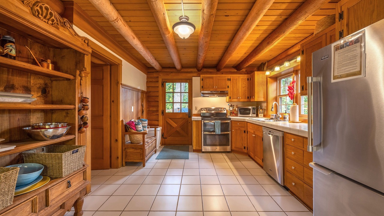 Photo of Kitchen in Hood River