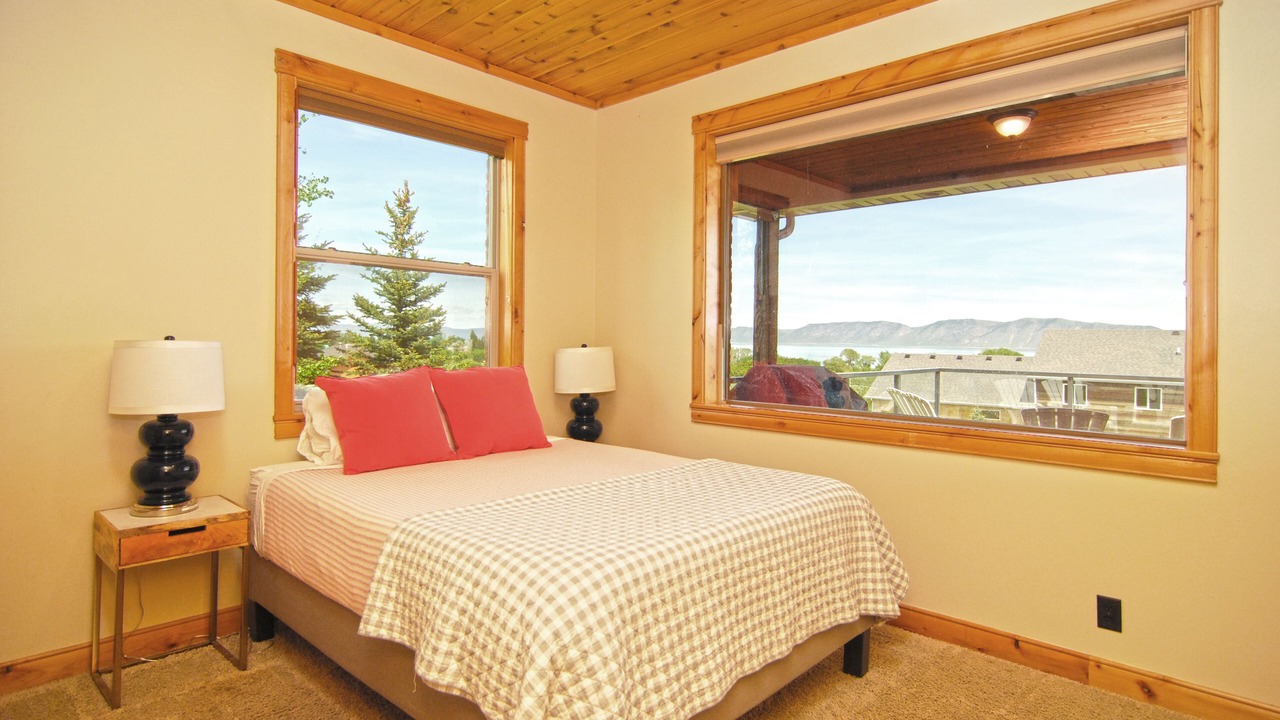 Photo of Bedroom in Garden City