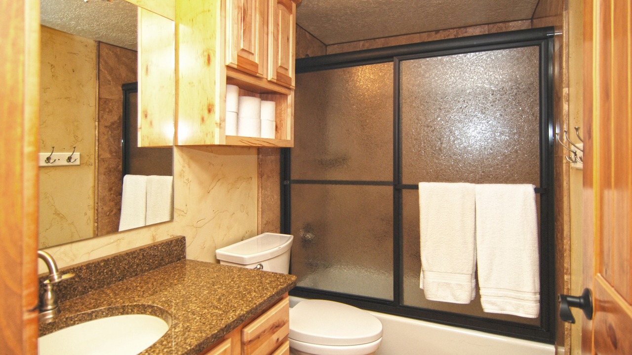 Photo of Bathroom in Garden City