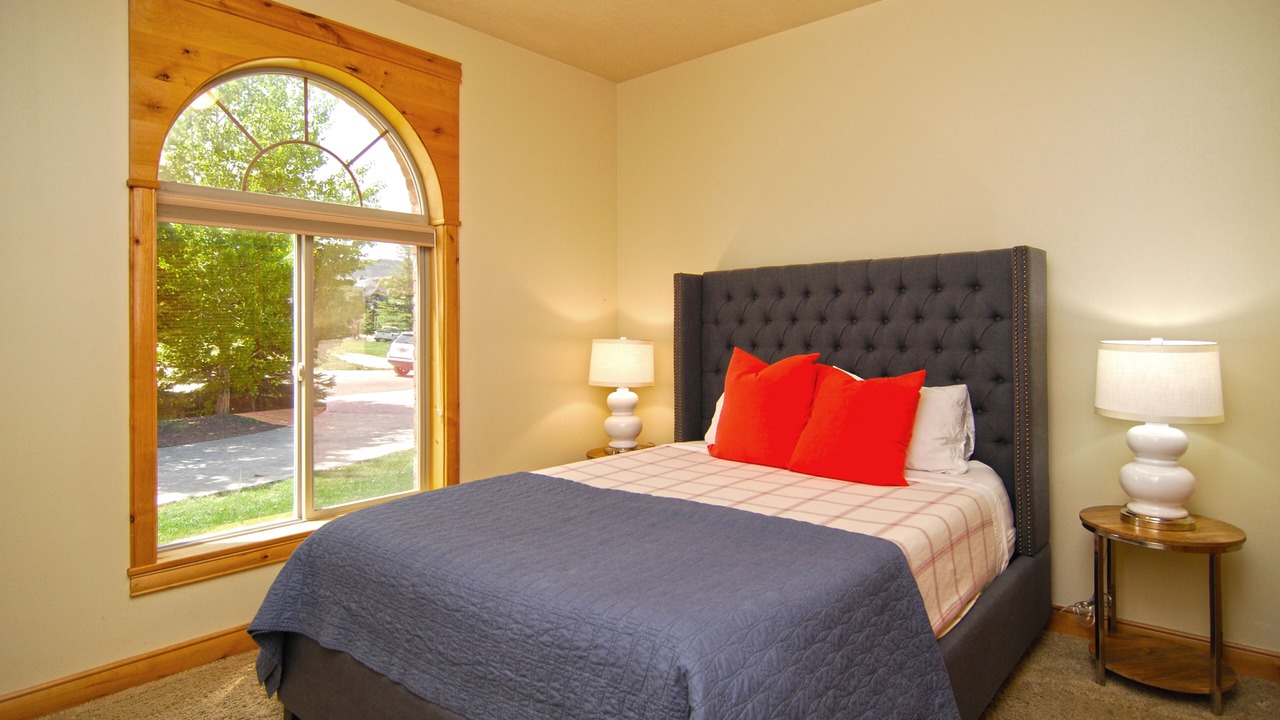 Photo of Bedroom in Garden City