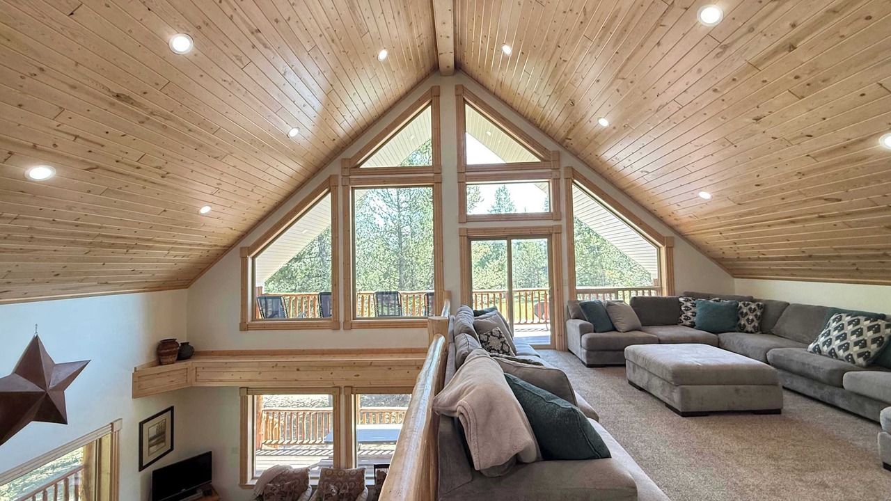 Photo of Bedroom in Island Park