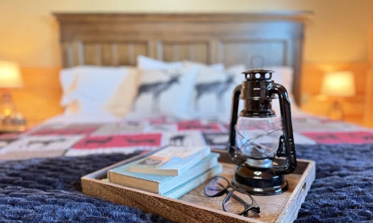 Photo of Bedroom in Island Park