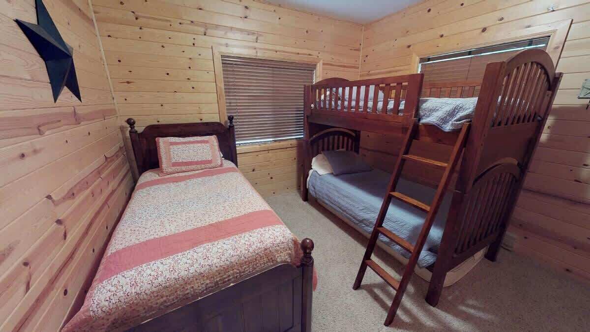 Photo of Bedroom in Rea