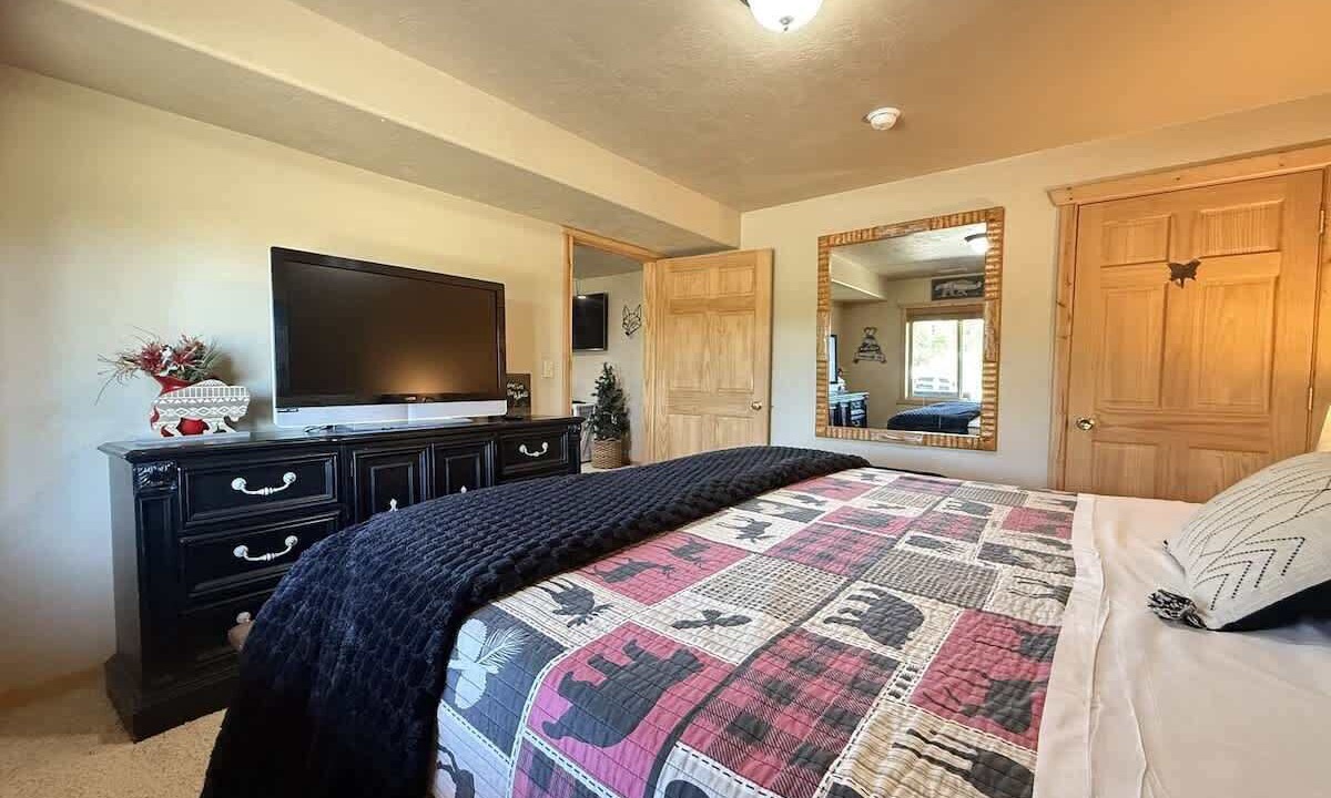 Photo of Bedroom in Rea