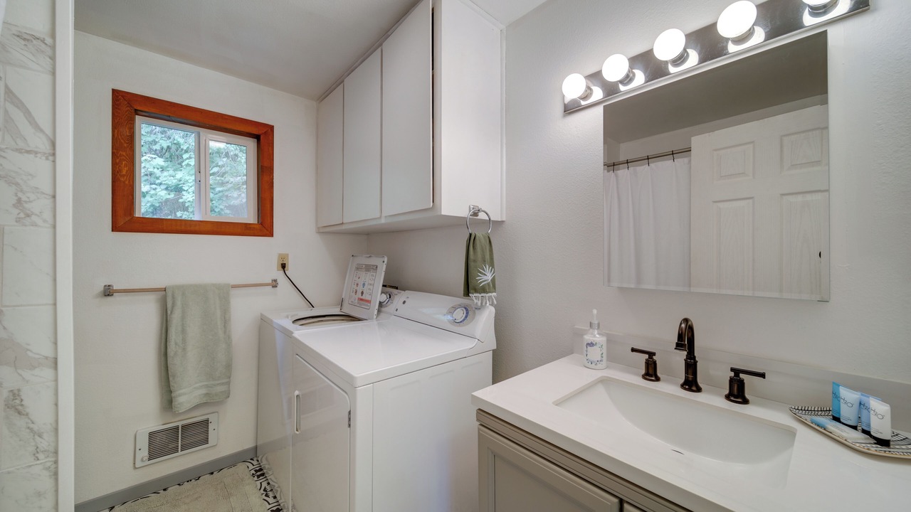 Photo of Bathroom in Worley