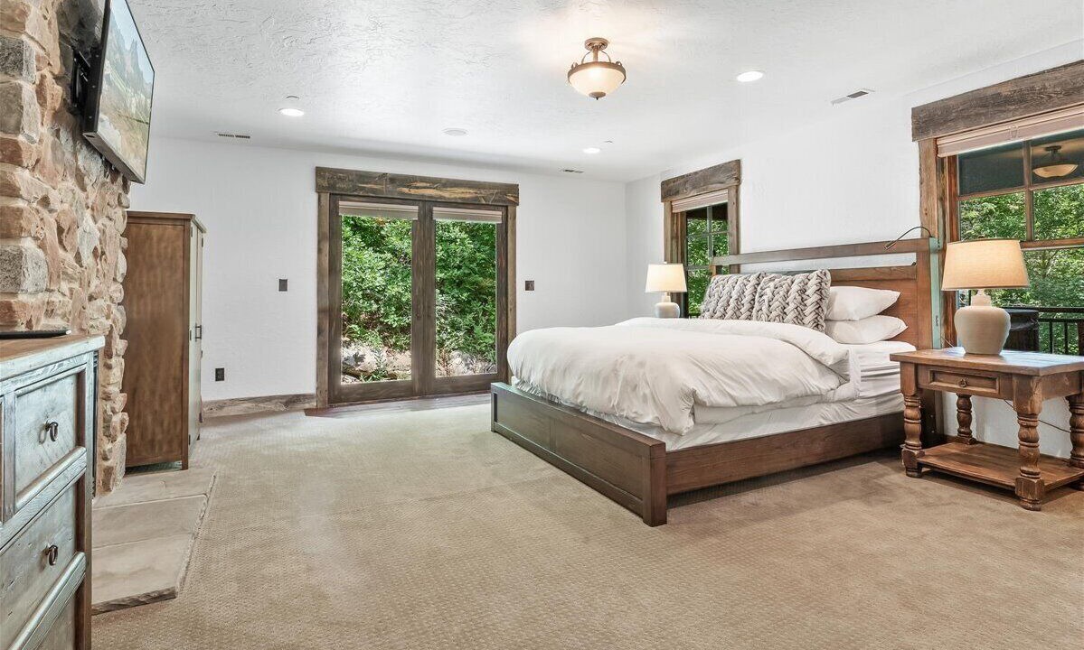 Photo of Bedroom in Sundance