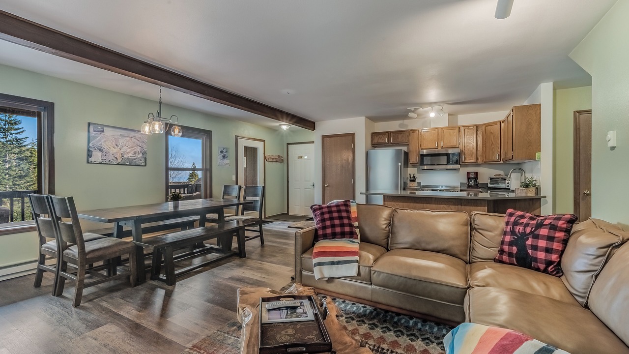 Photo of Livingroom in Sandpoint