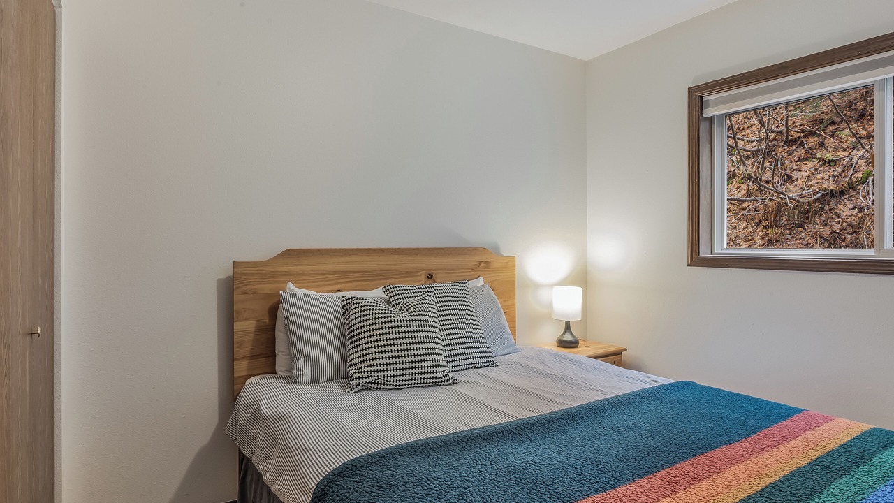 Photo of Bedroom in Sandpoint