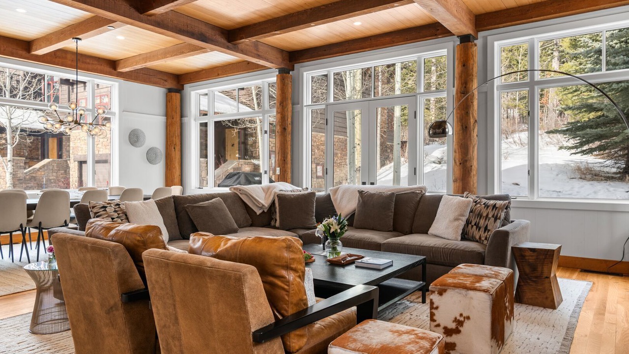 Photo of Livingroom in Granite Ridge