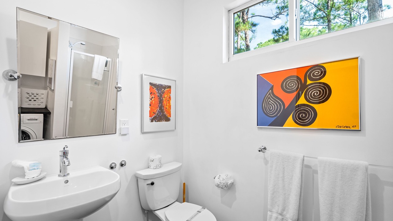 Photo of Bathroom in Dauphin Island