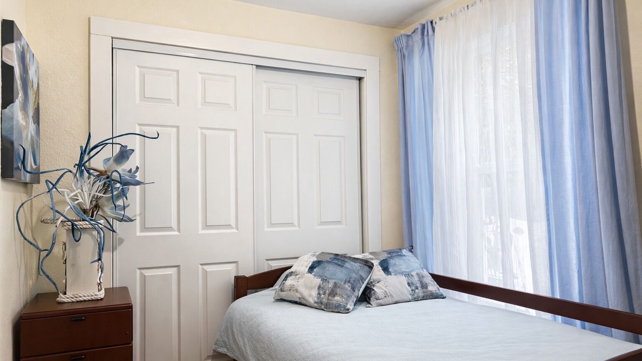 Photo of Bedroom in Dunsmuir